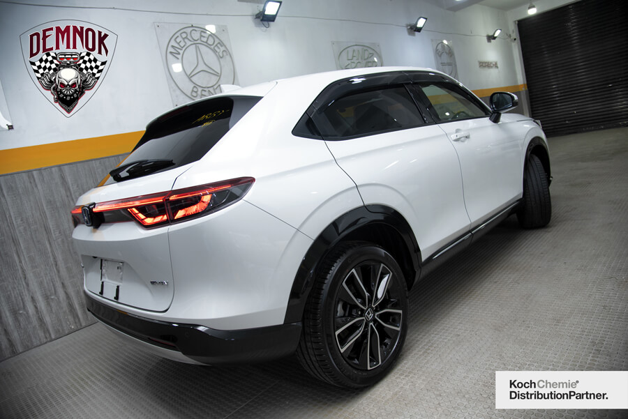 honda vezel 2021 rear side view after the process of detailing